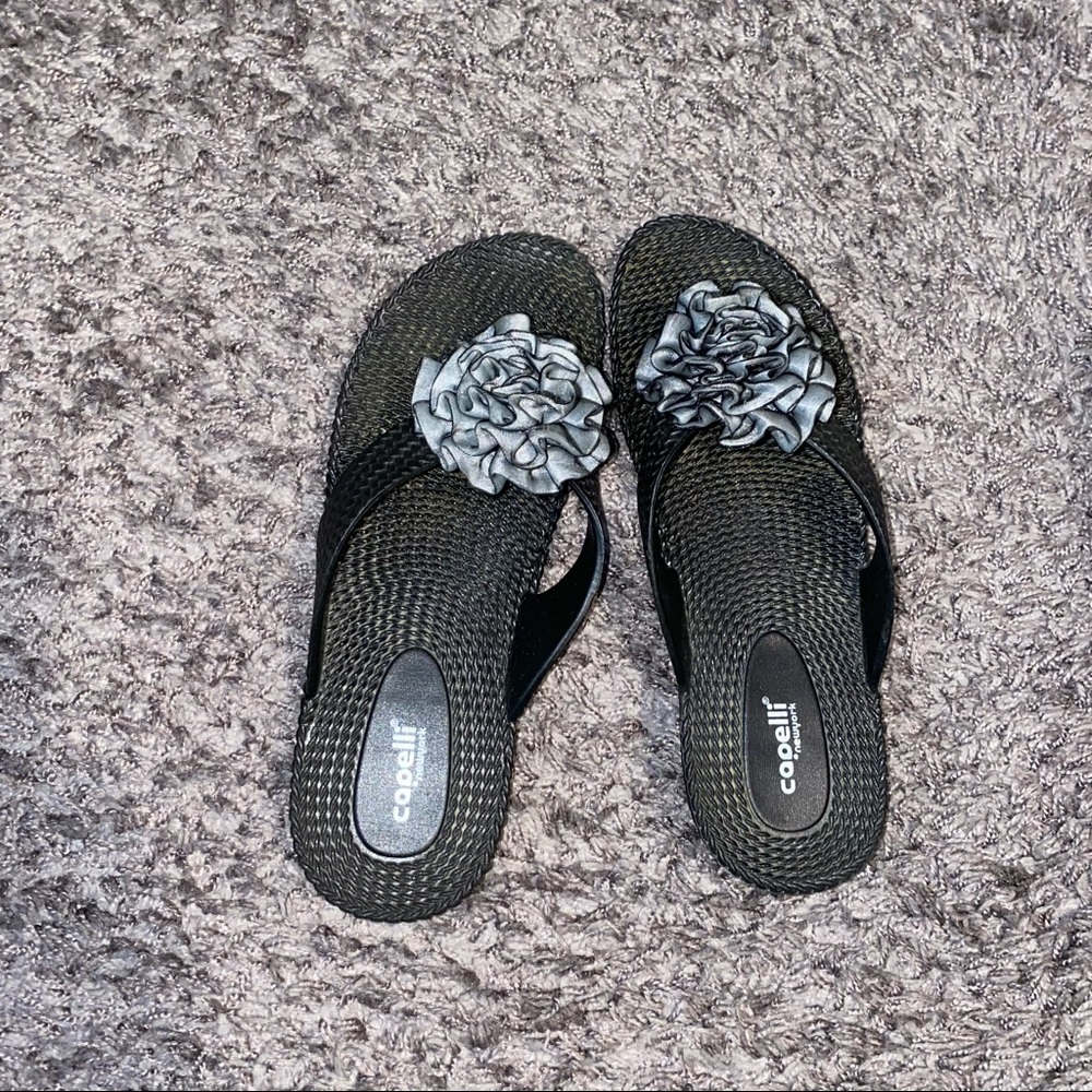 Black sandals